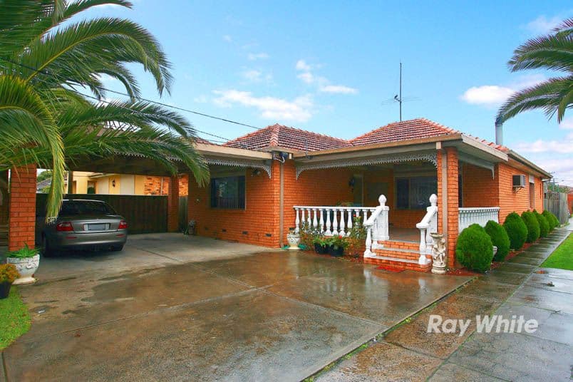 10 Bowman Street, NOBLE PARK VIC 3174, Noble Park - Image 1