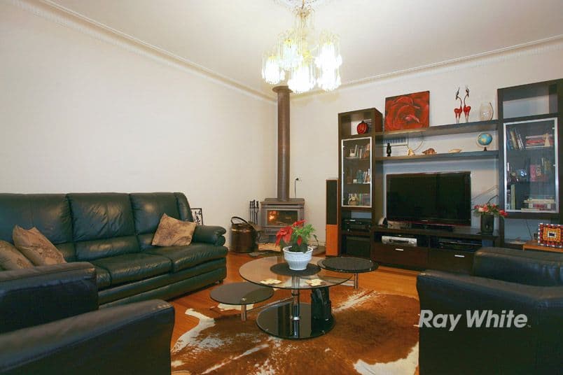 10 Bowman Street, NOBLE PARK VIC 3174, Noble Park - Thumbnail 2