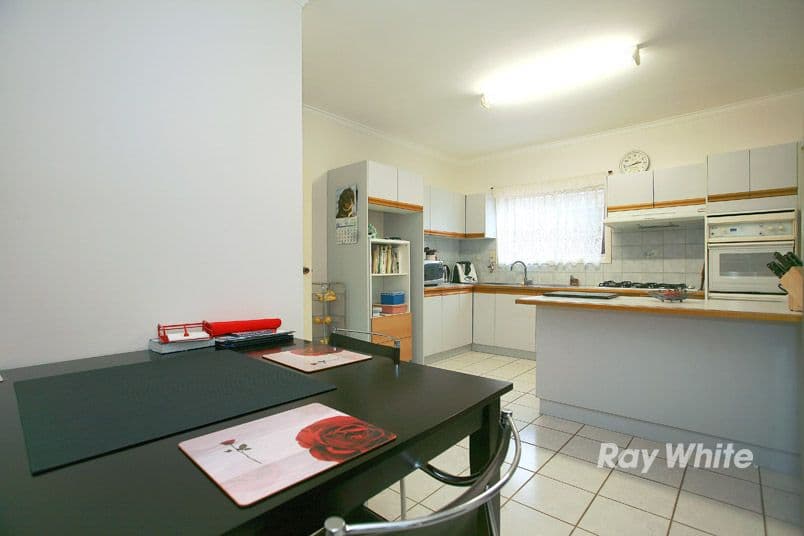 10 Bowman Street, NOBLE PARK VIC 3174, Noble Park - Thumbnail 5