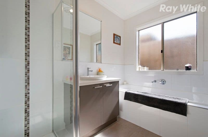 15 Treerise Boulevard, Ferntree Gully VIC 3156, Ferntree Gully - Thumbnail 5