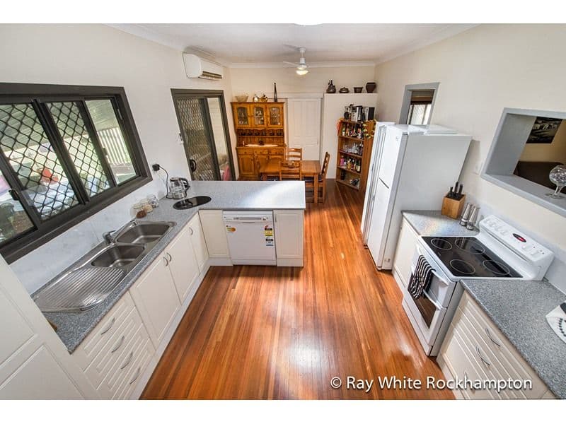 9 Martin Street, PARK AVENUE QLD 4701, Park Avenue - Thumbnail 2