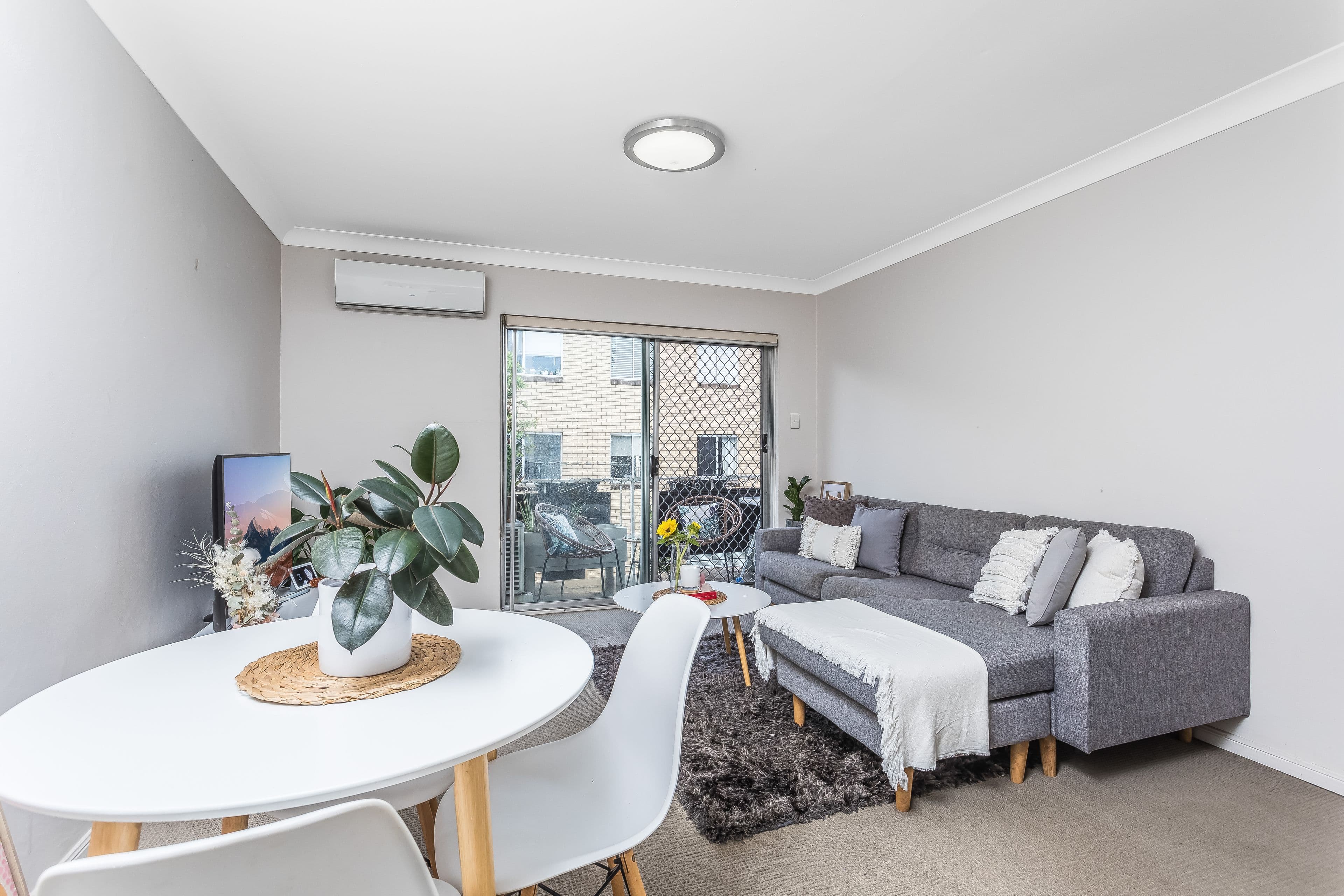 8 Alma Road, Clayfield QLD 4011, Clayfield - Thumbnail 2