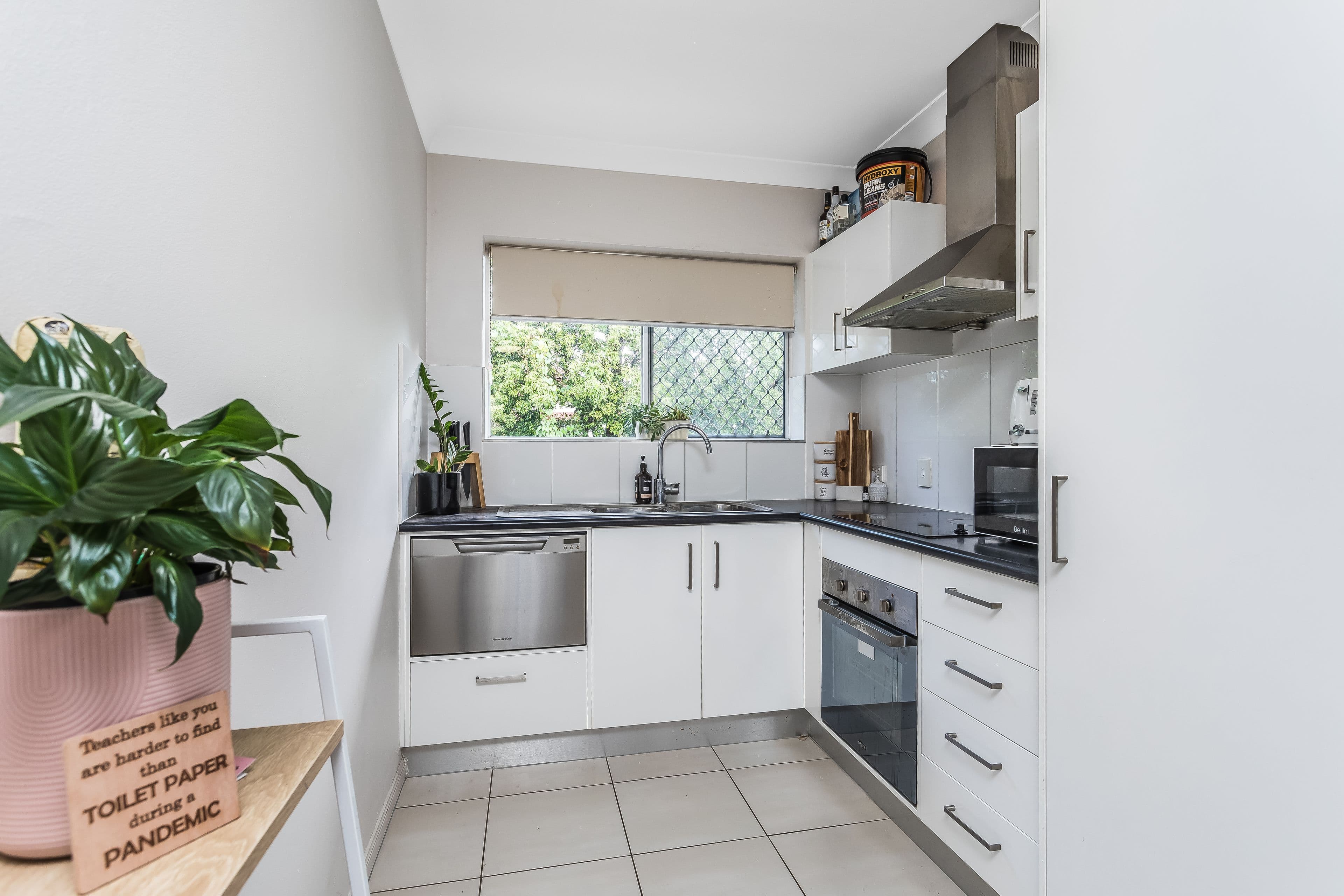8 Alma Road, Clayfield QLD 4011, Clayfield - Thumbnail 4