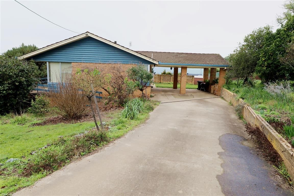 217 Wynyard Street, Tumut NSW 2720, Tumut - Image 1