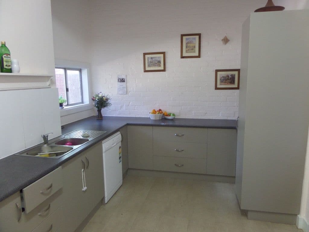 36 Victoria Avenue, Narrandera NSW 2700, Narrandera - Thumbnail 6