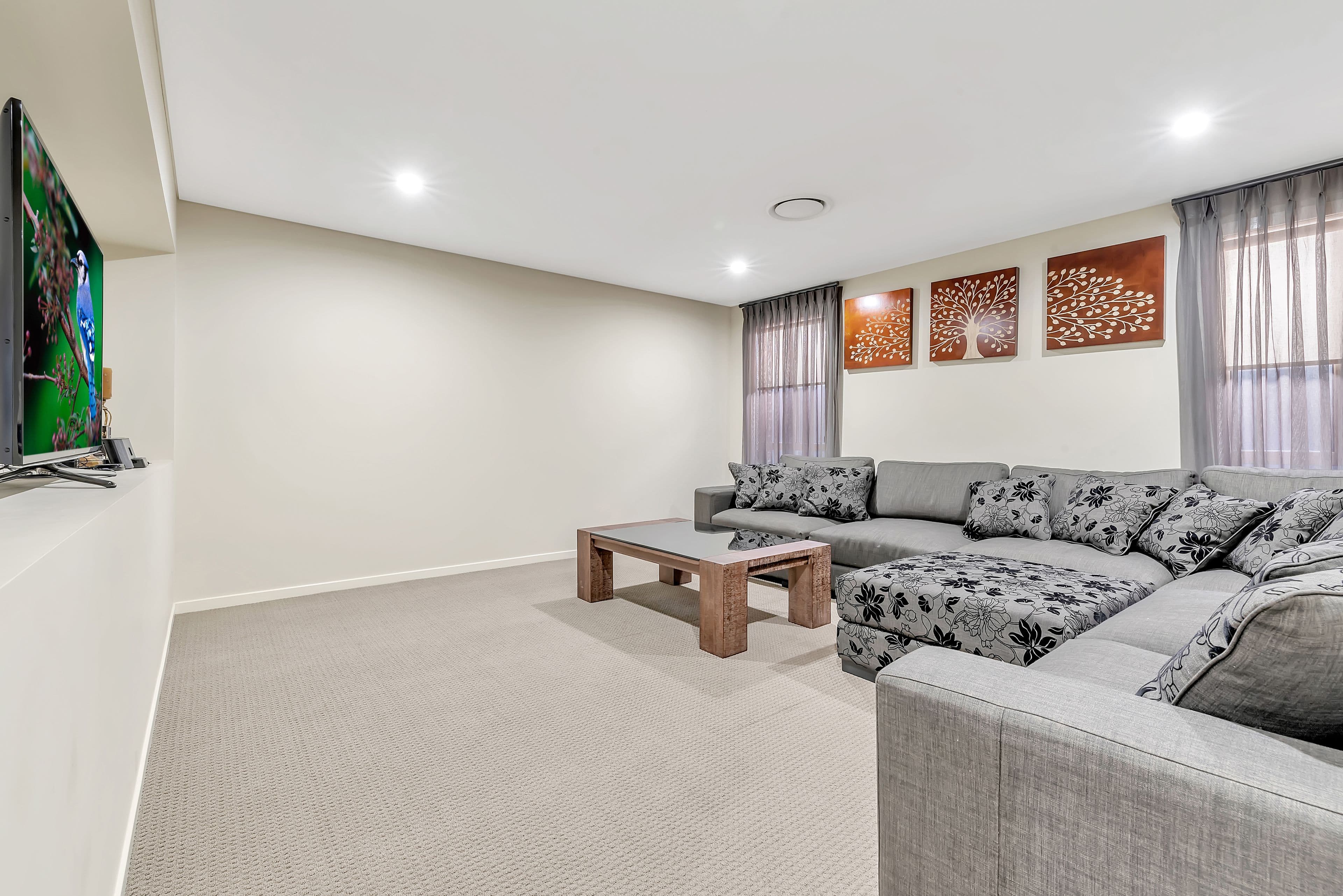 5 Pentland Street, Middleton Grange - Thumbnail 3