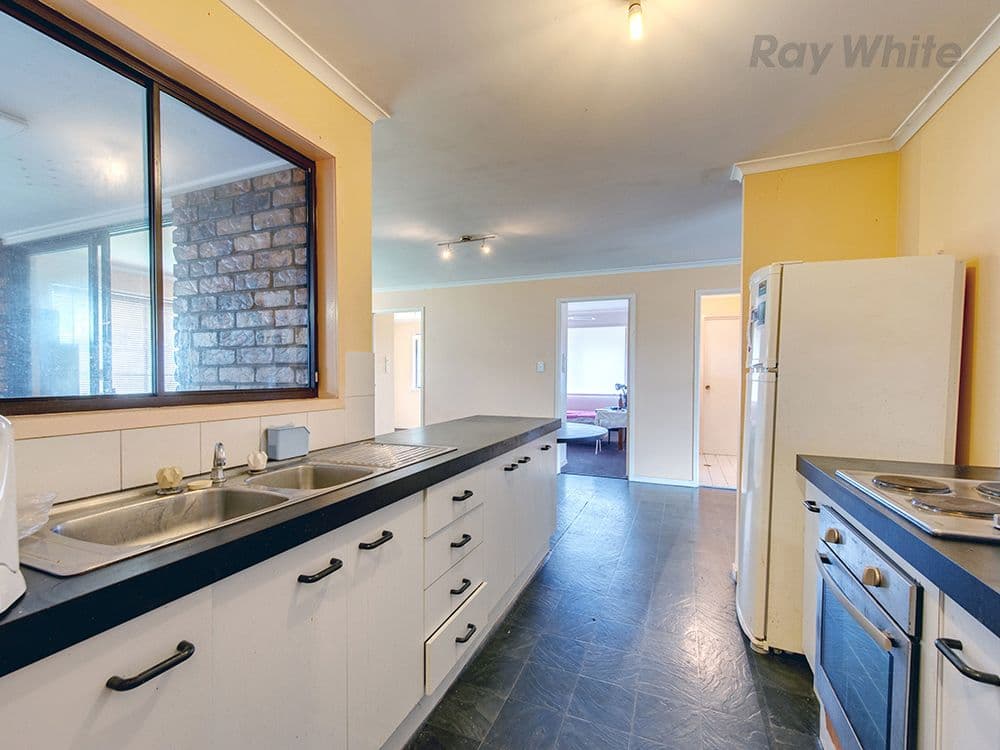 111 Cameron Street, Redbank Plains QLD 4301, Redbank Plains - Thumbnail 7