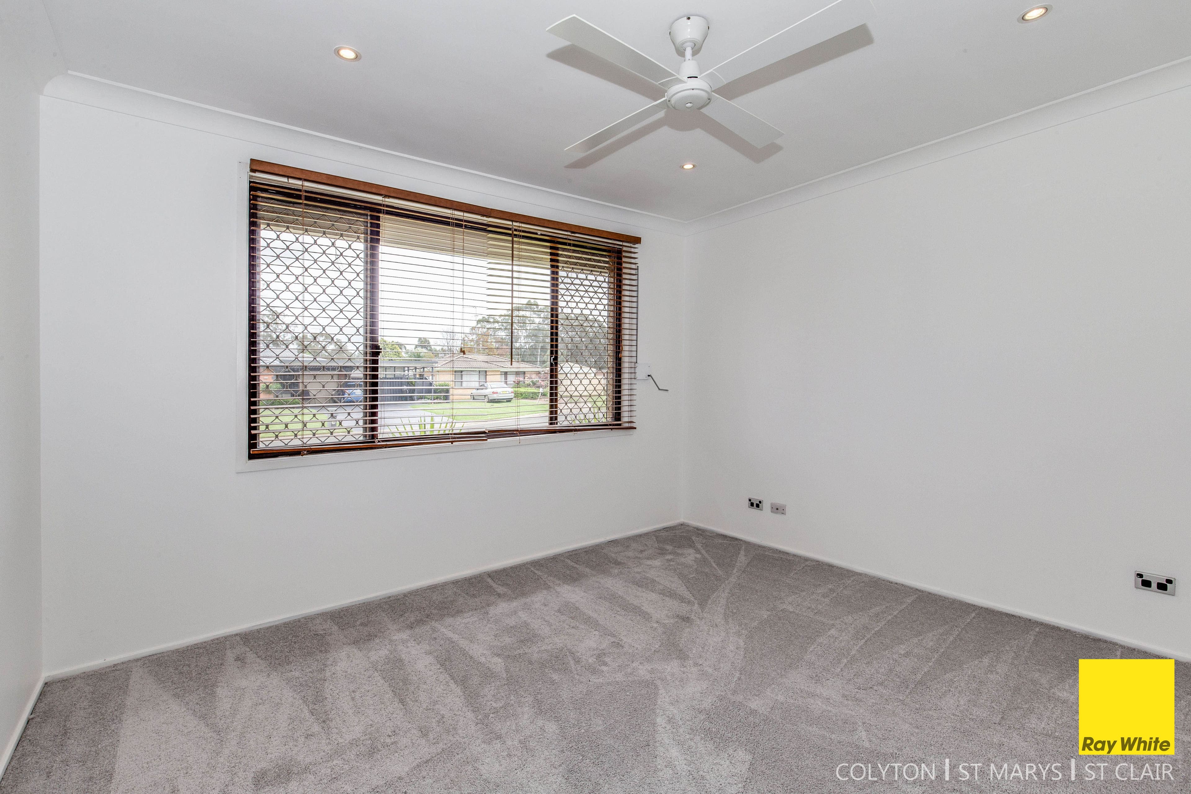 13 Maroni Place, St Clair - Thumbnail 8