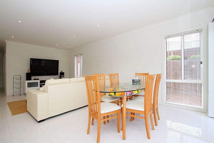 30 Neddletail Crescent, SOUTH MORANG VIC 3752, South Morang - Thumbnail 3
