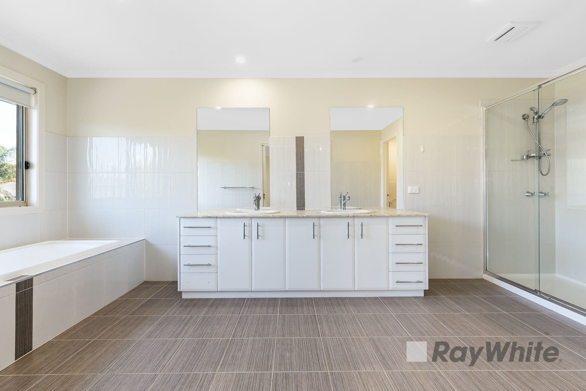 40 Hidden Grove Boulevard, Keysborough VIC 3173, Keysborough - Thumbnail 8