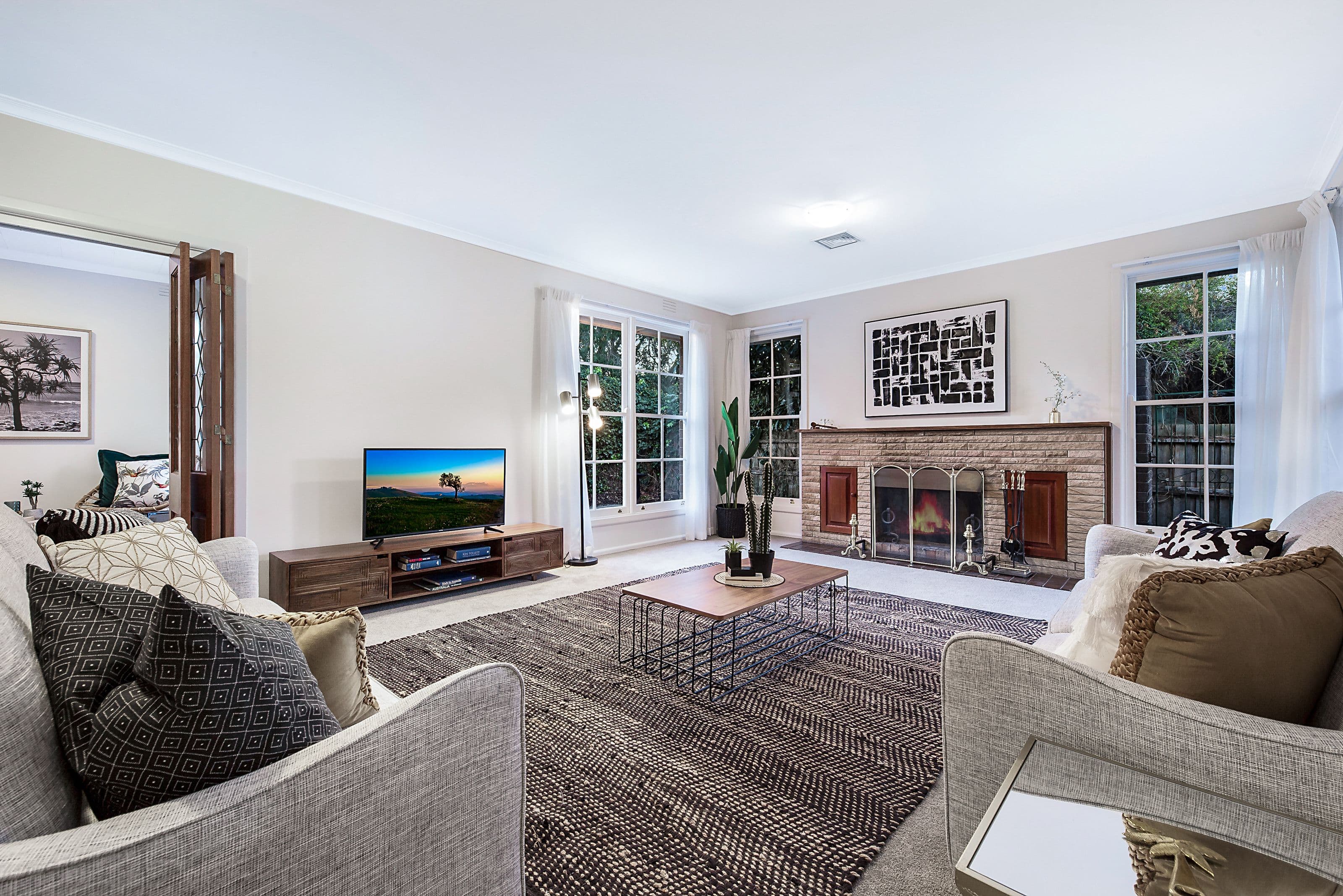 7 Kingswood Avenue, Mount Waverley VIC 3149, Mount Waverley - Thumbnail 2