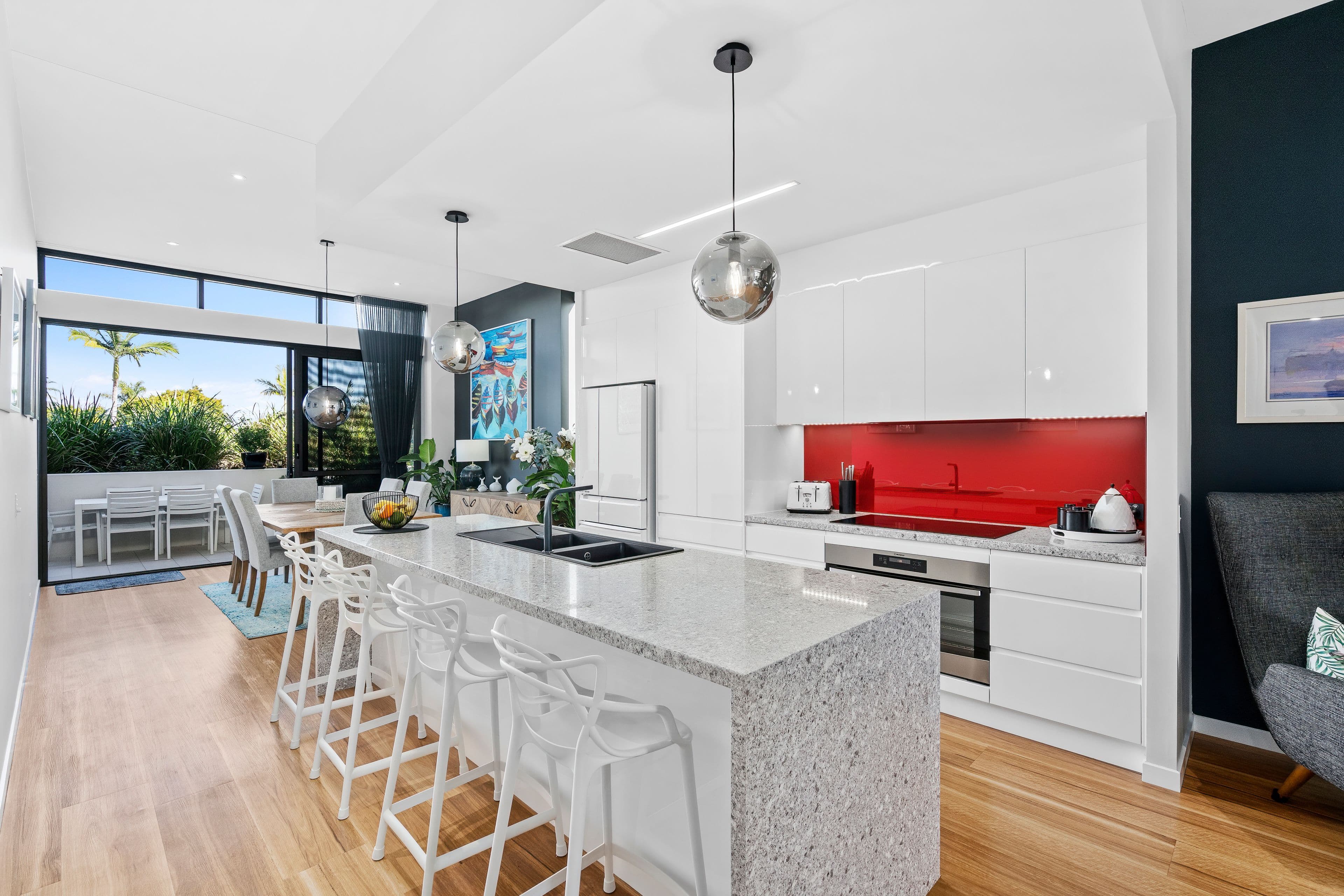 1 Sunset Avenue, Paradise Point QLD 4216, Paradise Point - Image 1
