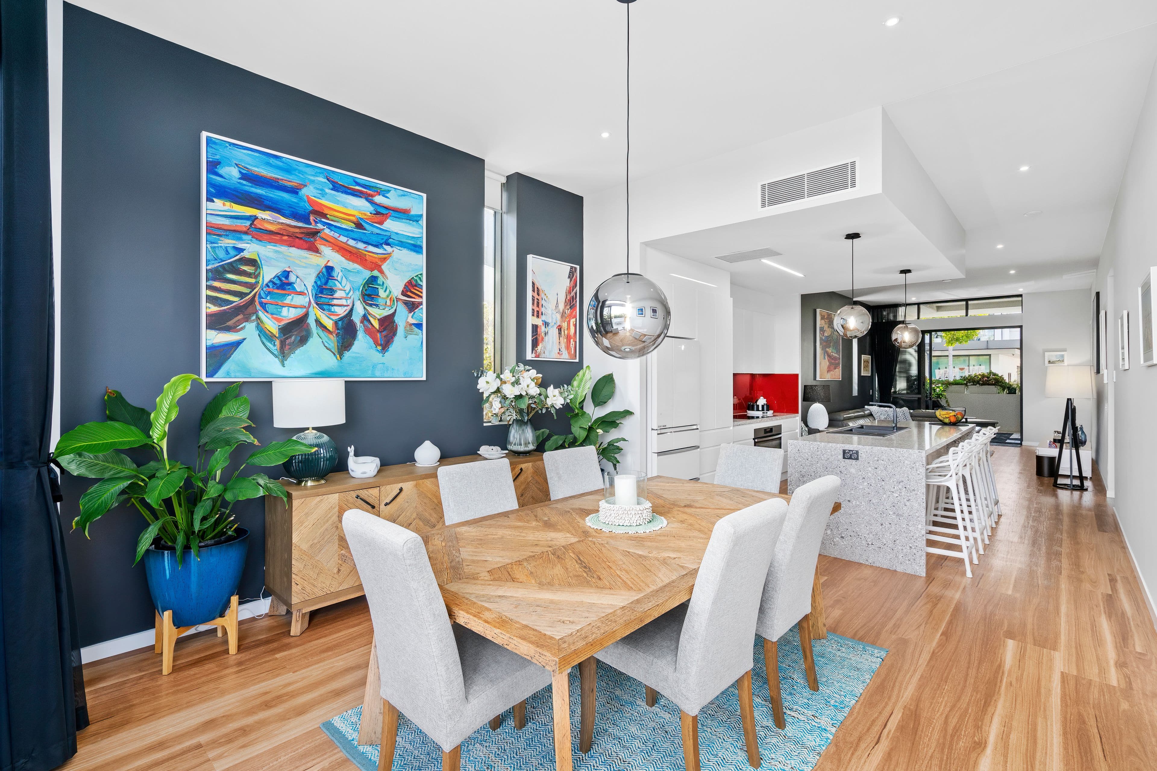 1 Sunset Avenue, Paradise Point QLD 4216, Paradise Point - Thumbnail 2