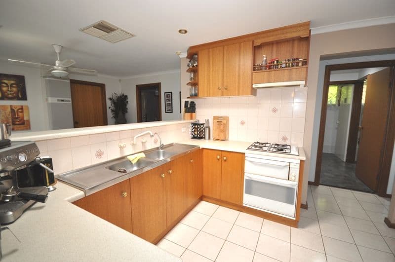 56 Kanimbla Crescent, CRAIGMORE SA 5114, Craigmore - Thumbnail 4