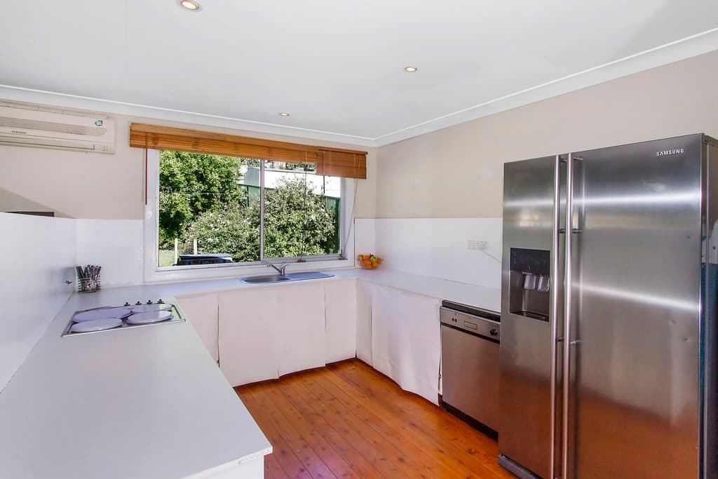 18 Pierce Street, Niagara Park, Niagara Park - Thumbnail 4