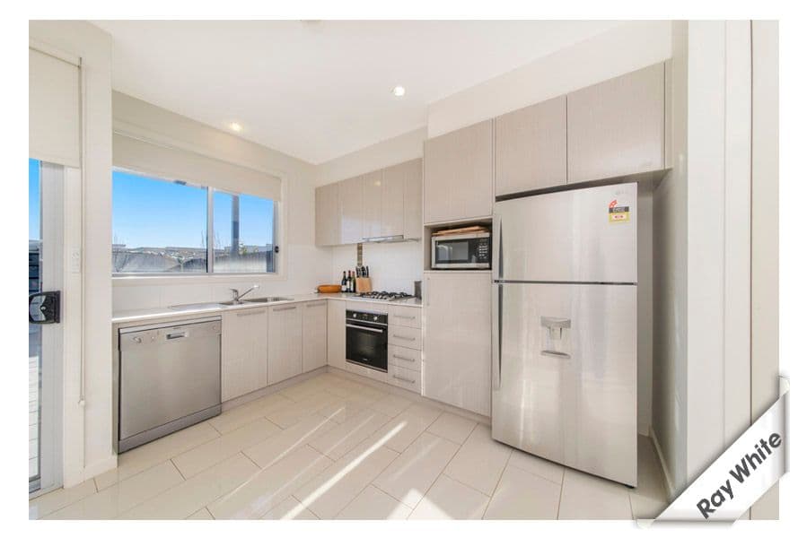 7 Vandyke Street, Crace ACT 2911, Crace - Thumbnail 2