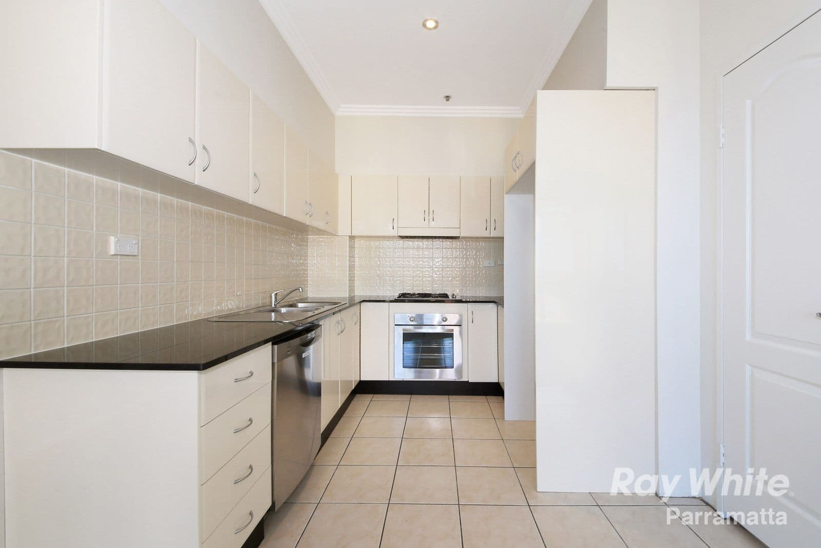 14 Hassall Street, Parramatta NSW 2150, Parramatta - Thumbnail 3