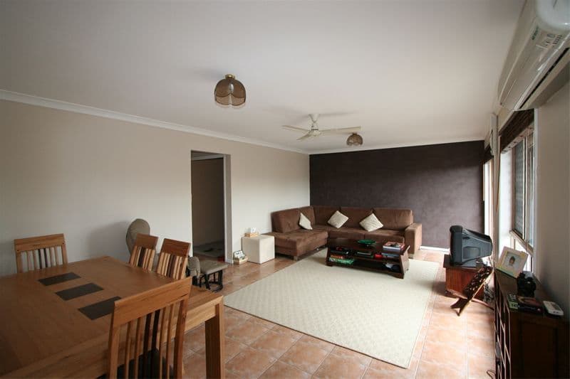 56  Macleay Crescent, TINGALPA QLD 4173, Tingalpa - Thumbnail 2