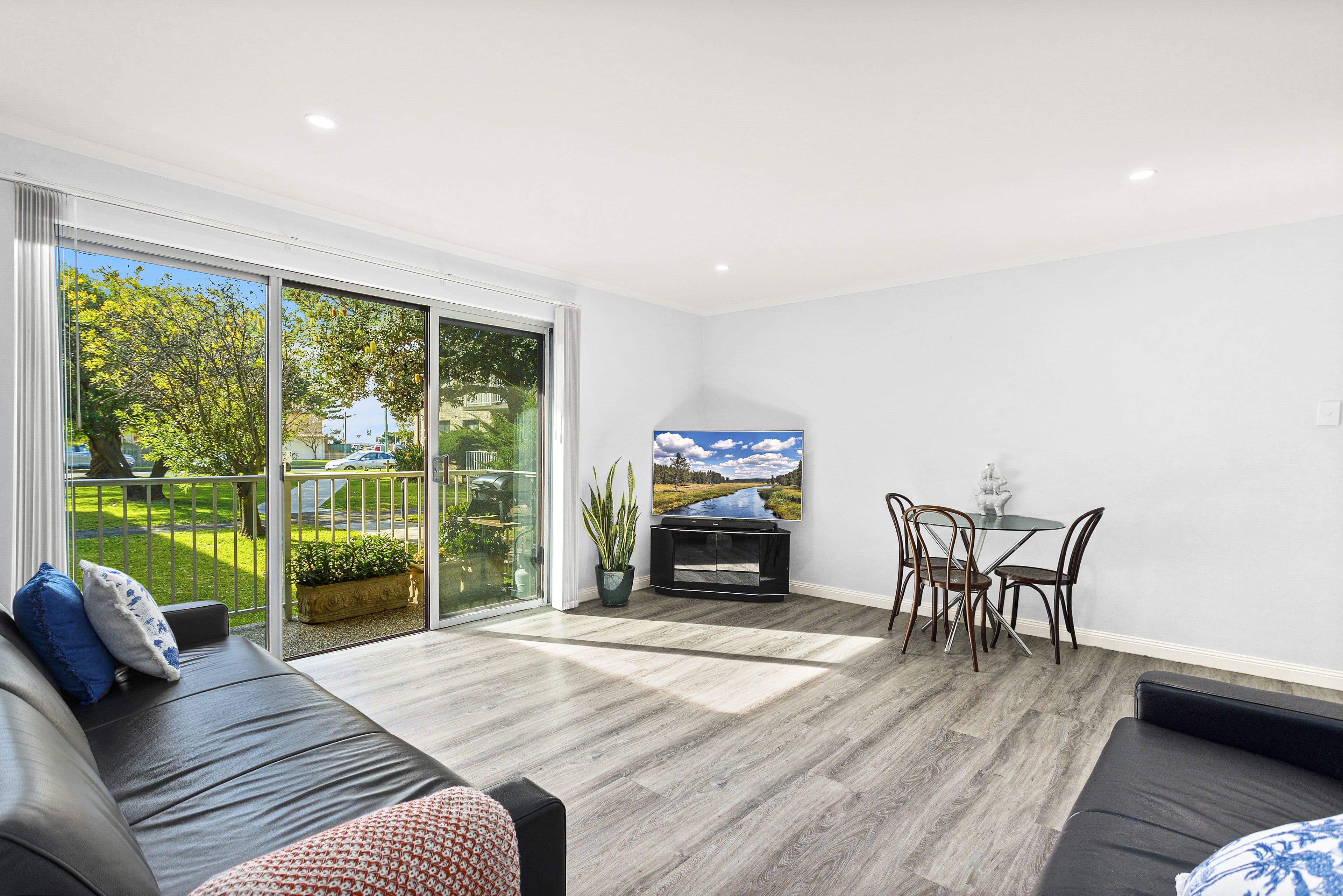 4/46-48 Peterborough Avenue, Lake Illawarra NSW 2528, Lake Illawarra - Thumbnail 2