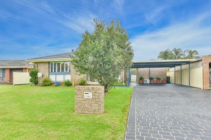 10 Hayter Parade, Camden South NSW 2570, Camden South - Thumbnail 2