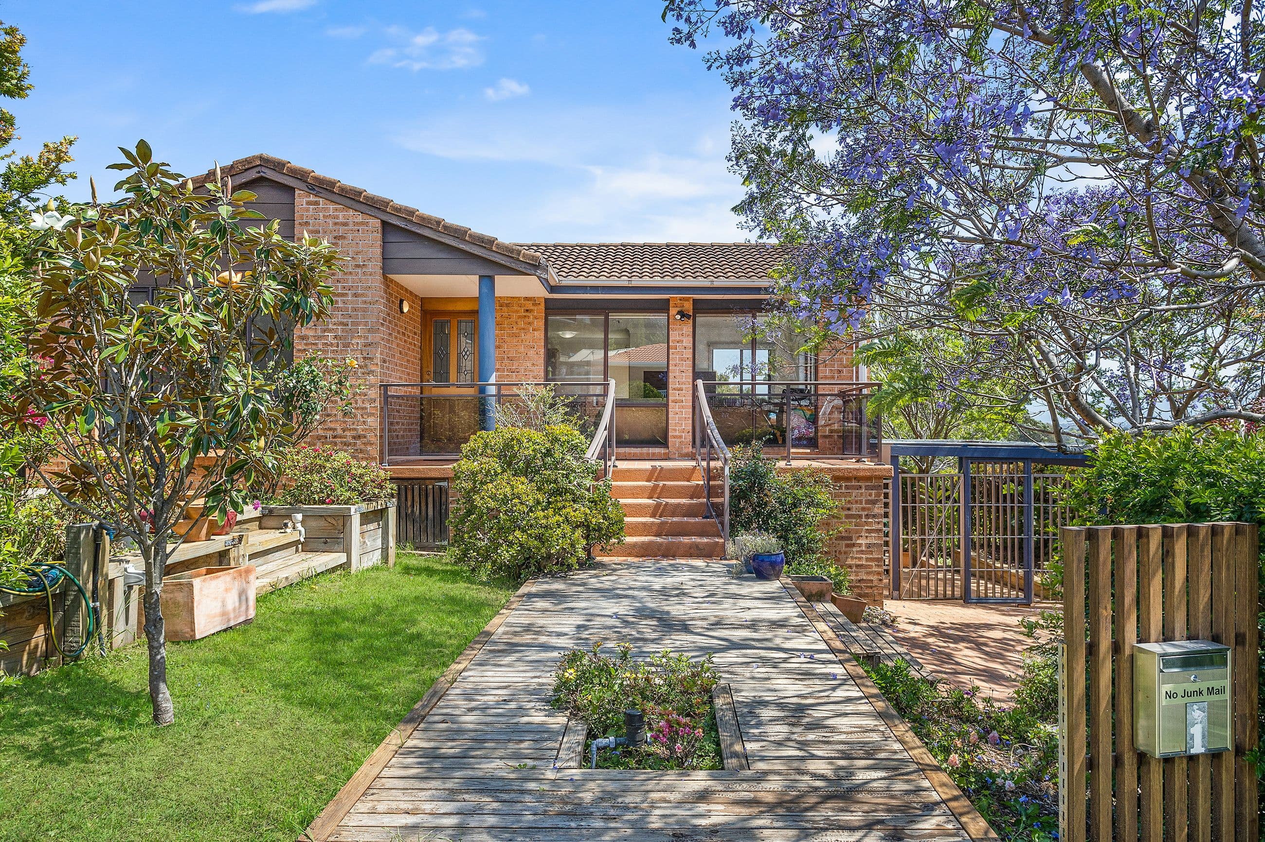 1 Castle Court, Berkeley NSW 2506, Berkeley - Image 1