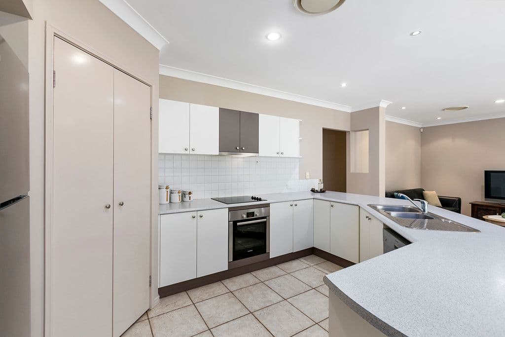 16 St Ives Circuit, Forest Lake QLD 4078, Forest Lake - Thumbnail 4