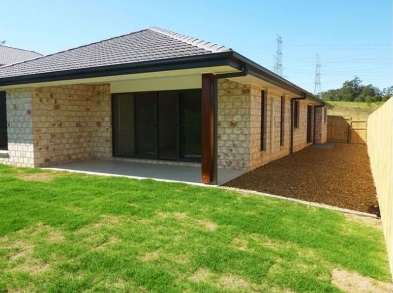 18 Weymouth Street, Bundamba QLD 4304, Bundamba - Thumbnail 2