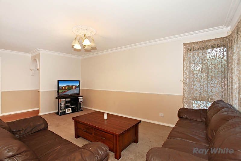 25 Joyce Street, CRANBOURNE WEST VIC 3977, Cranbourne West - Thumbnail 3