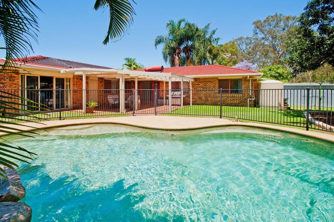 36 Blue Grass Crescent, EIGHT MILE PLAINS QLD 4113, Eight Mile Plains - Thumbnail 2