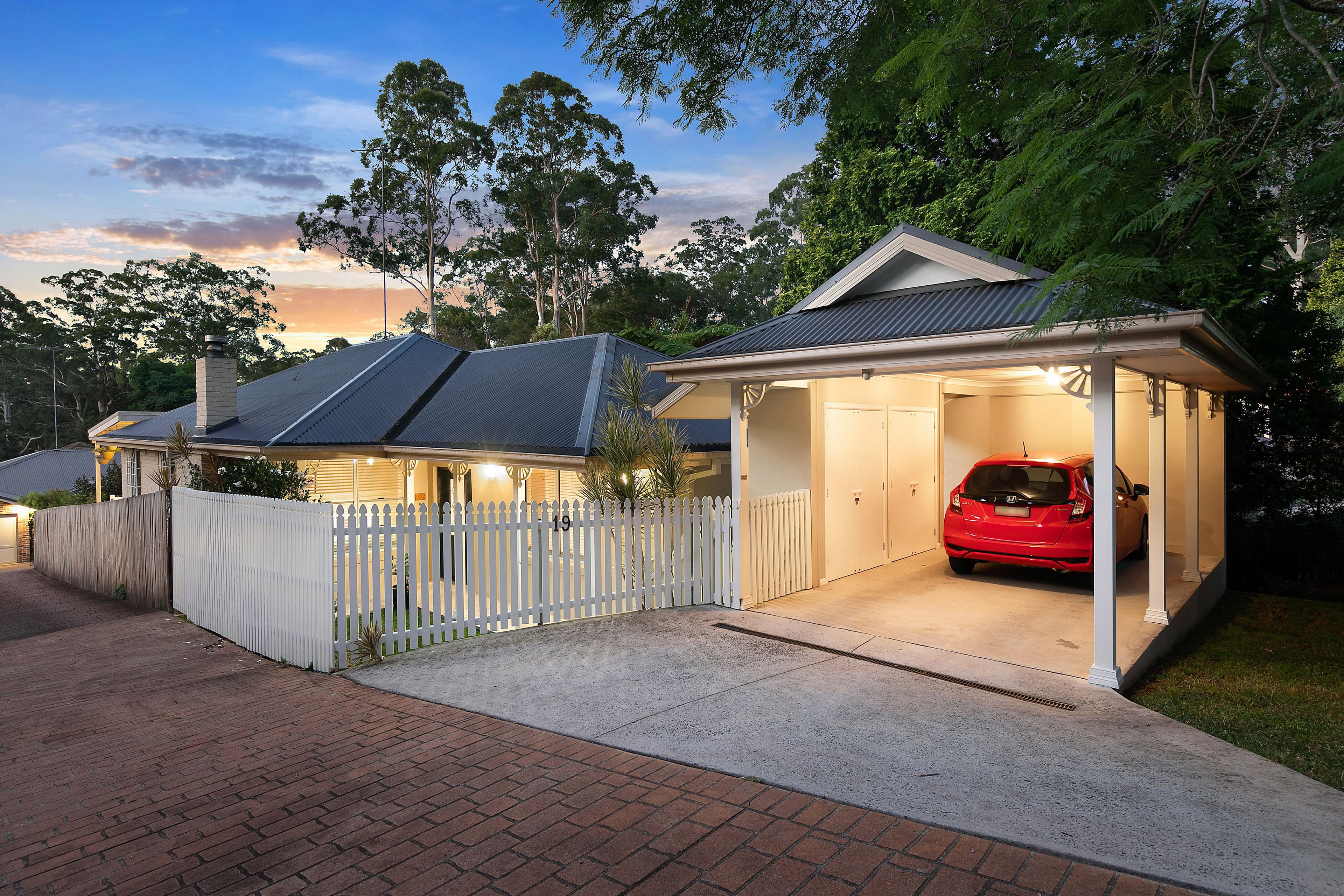 19 Fraser Road, Normanhurst - Image 1