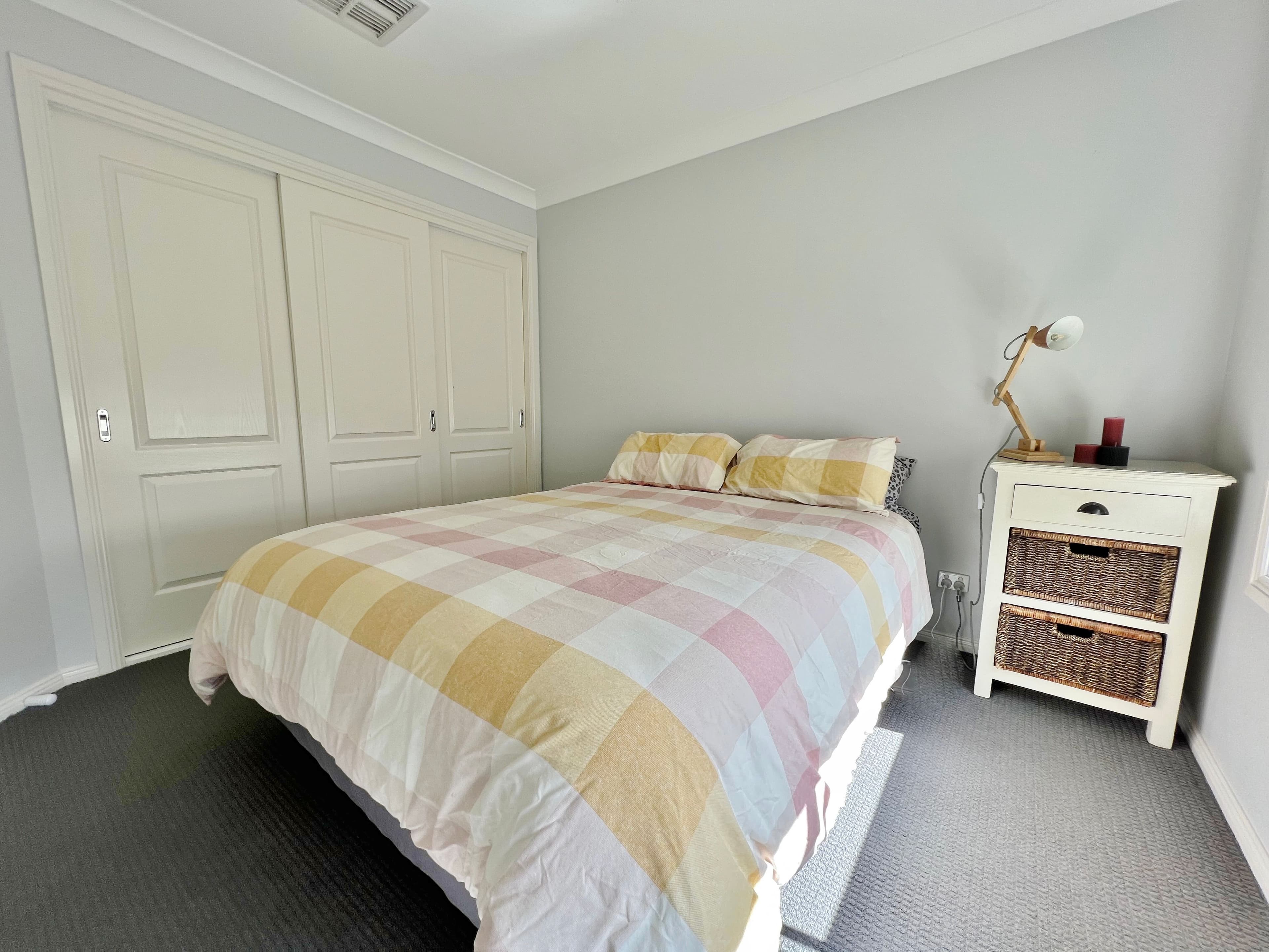 9 Henry Place, Young NSW 2594, Young - Thumbnail 6
