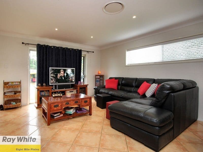 6 Wenlock Crescent, Springwood QLD 4127, Springwood - Thumbnail 3