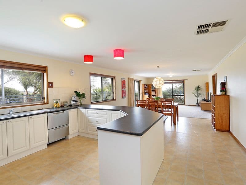 12 Cameron Court, Clifton Springs VIC 3222, Clifton Springs - Thumbnail 4