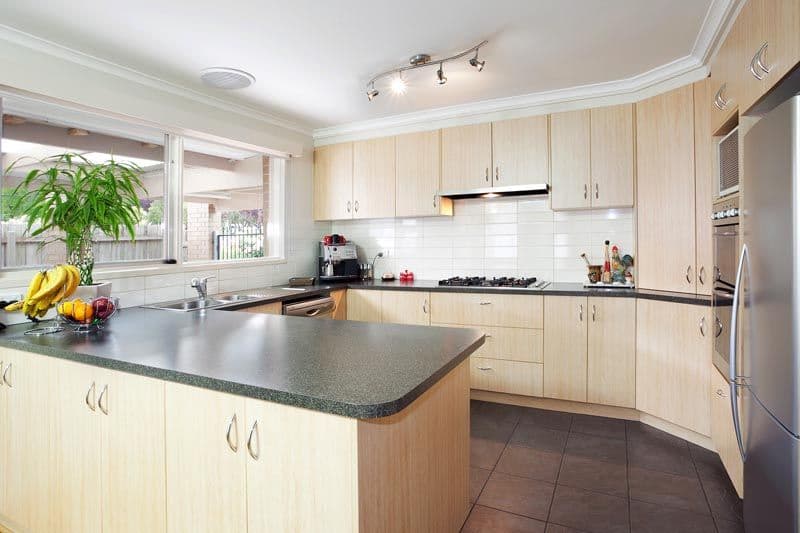 37 Frognal Drive, NOBLE PARK NORTH VIC 3174, Noble Park North - Thumbnail 2