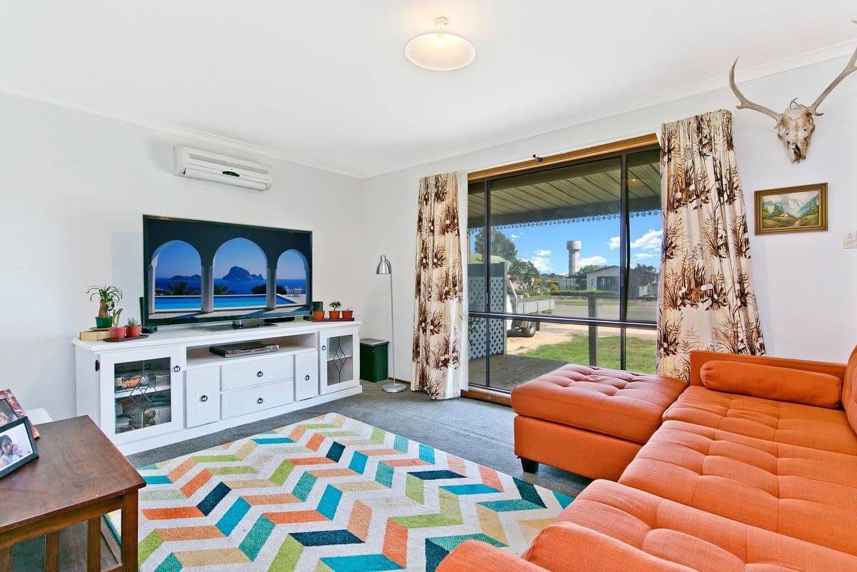 11 Main Street, Owen SA 5460, Owen - Thumbnail 5