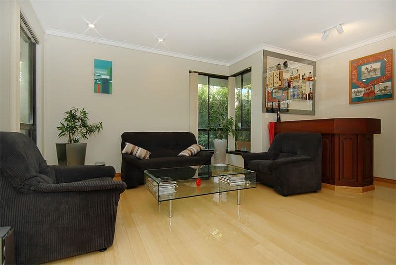 3 Seacrest Drive, SORRENTO WA 6020, Sorrento - Thumbnail 2