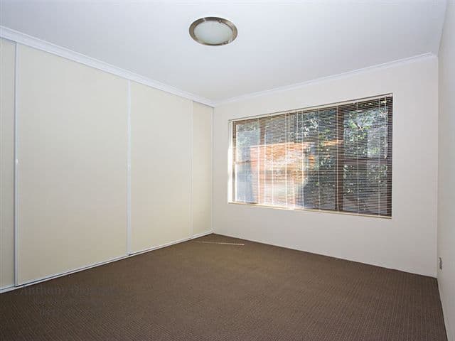 24 Carr Street, ST LUCIA QLD 4067, St Lucia - Thumbnail 5