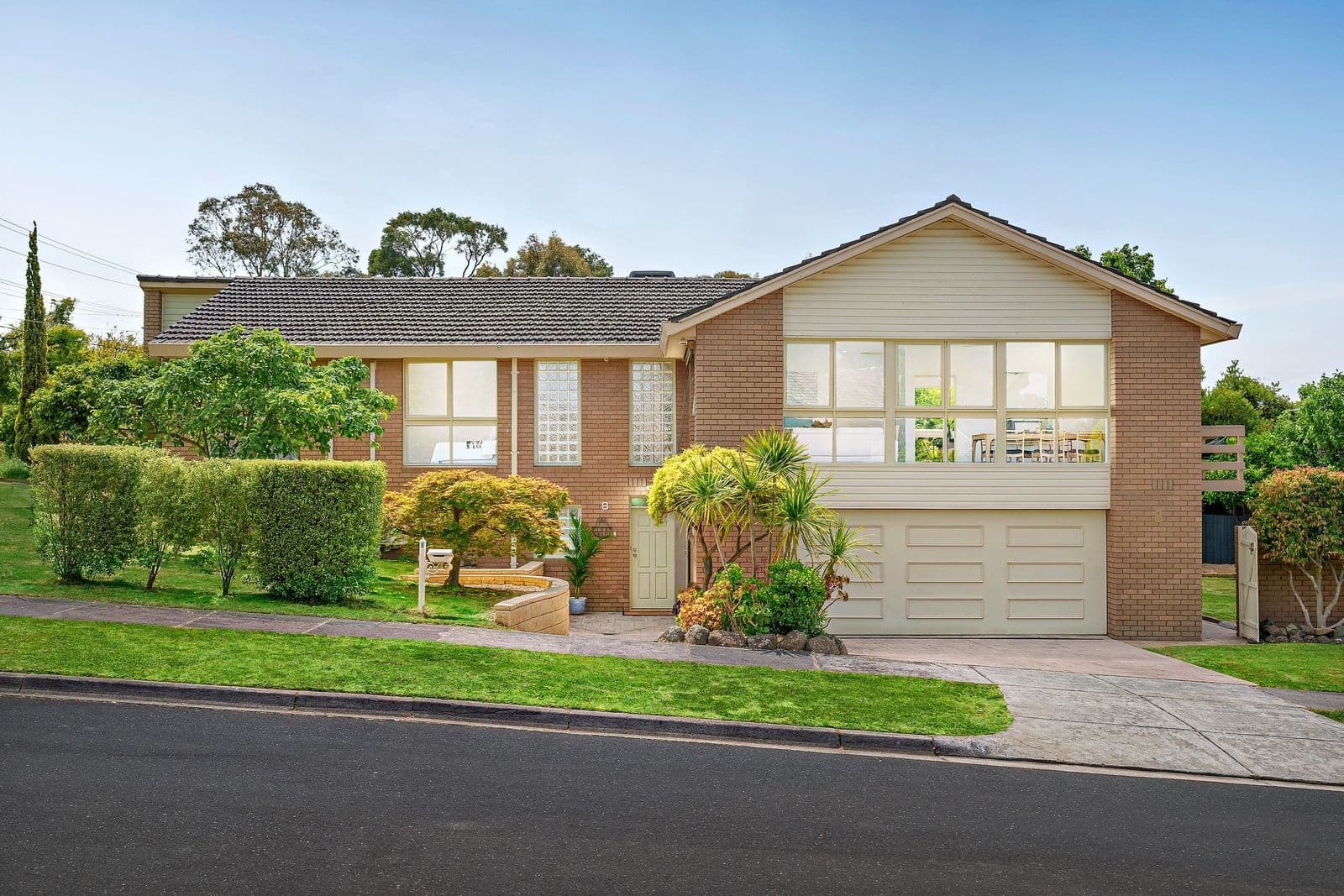 8 Wellesley Road, Glen Waverley VIC 3150, Glen Waverley - Image 1