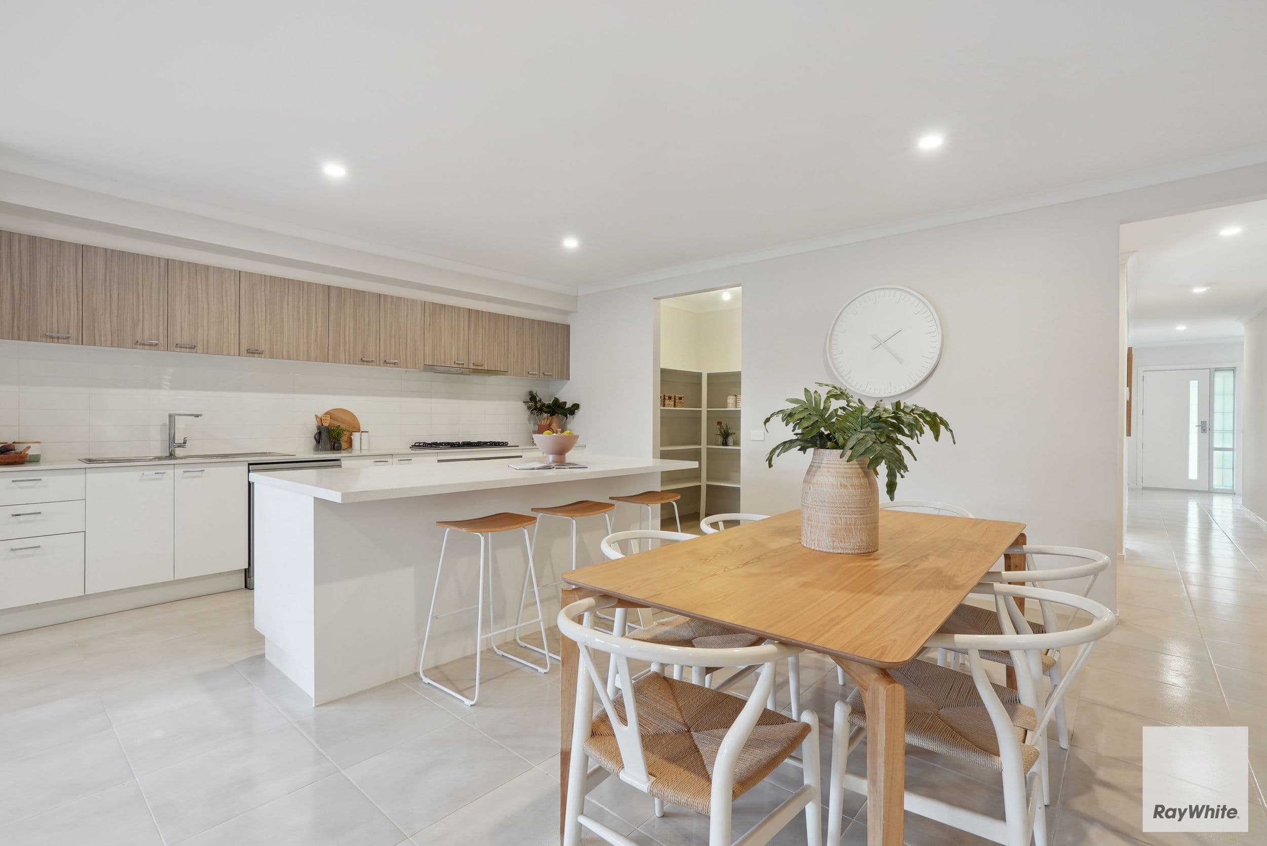 15 Casine Road, FRASER RISE VIC 3336, Fraser Rise - Thumbnail 6