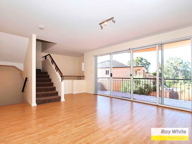 5 Spyglass Grove, CONNOLLY WA 6027, Connolly - Thumbnail 4