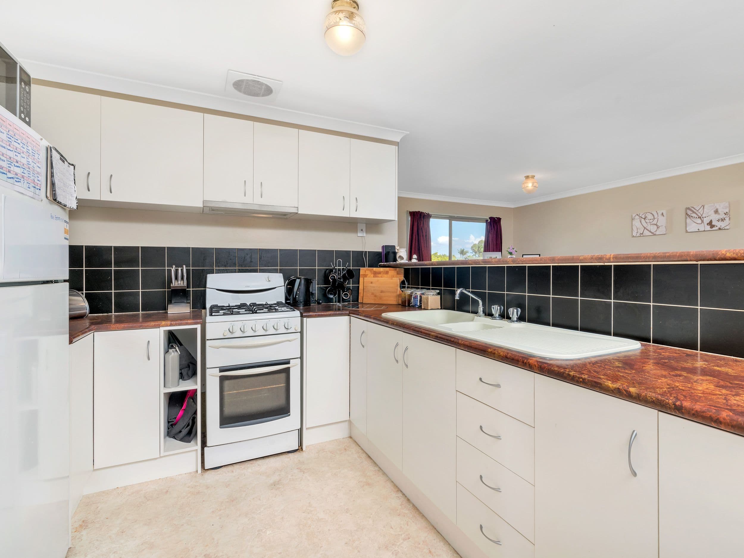 15 Summerfields Drive, Caboolture QLD 4510, Caboolture - Thumbnail 3