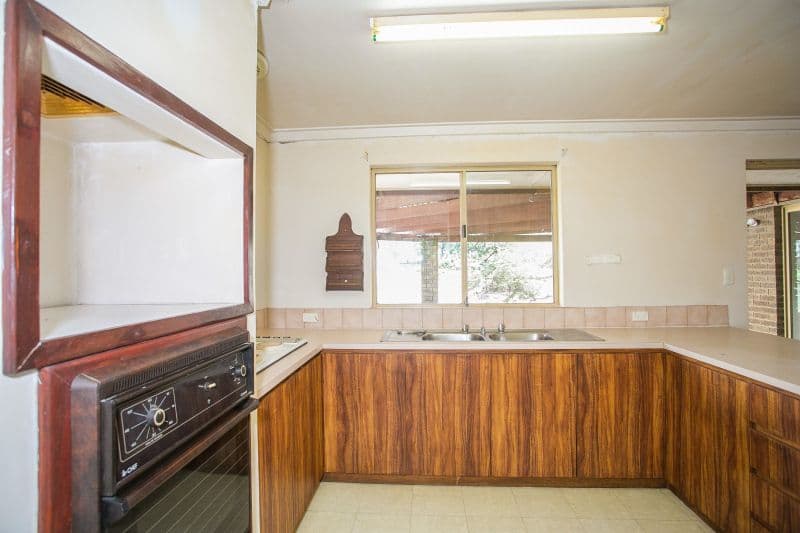 168 Clayton Street, Bellevue WA 6056, Bellevue - Thumbnail 6