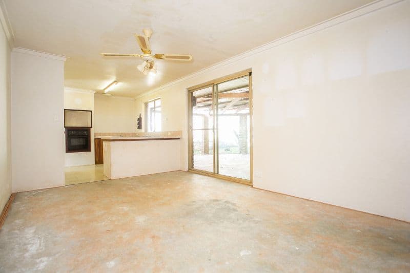 168 Clayton Street, Bellevue WA 6056, Bellevue - Thumbnail 7