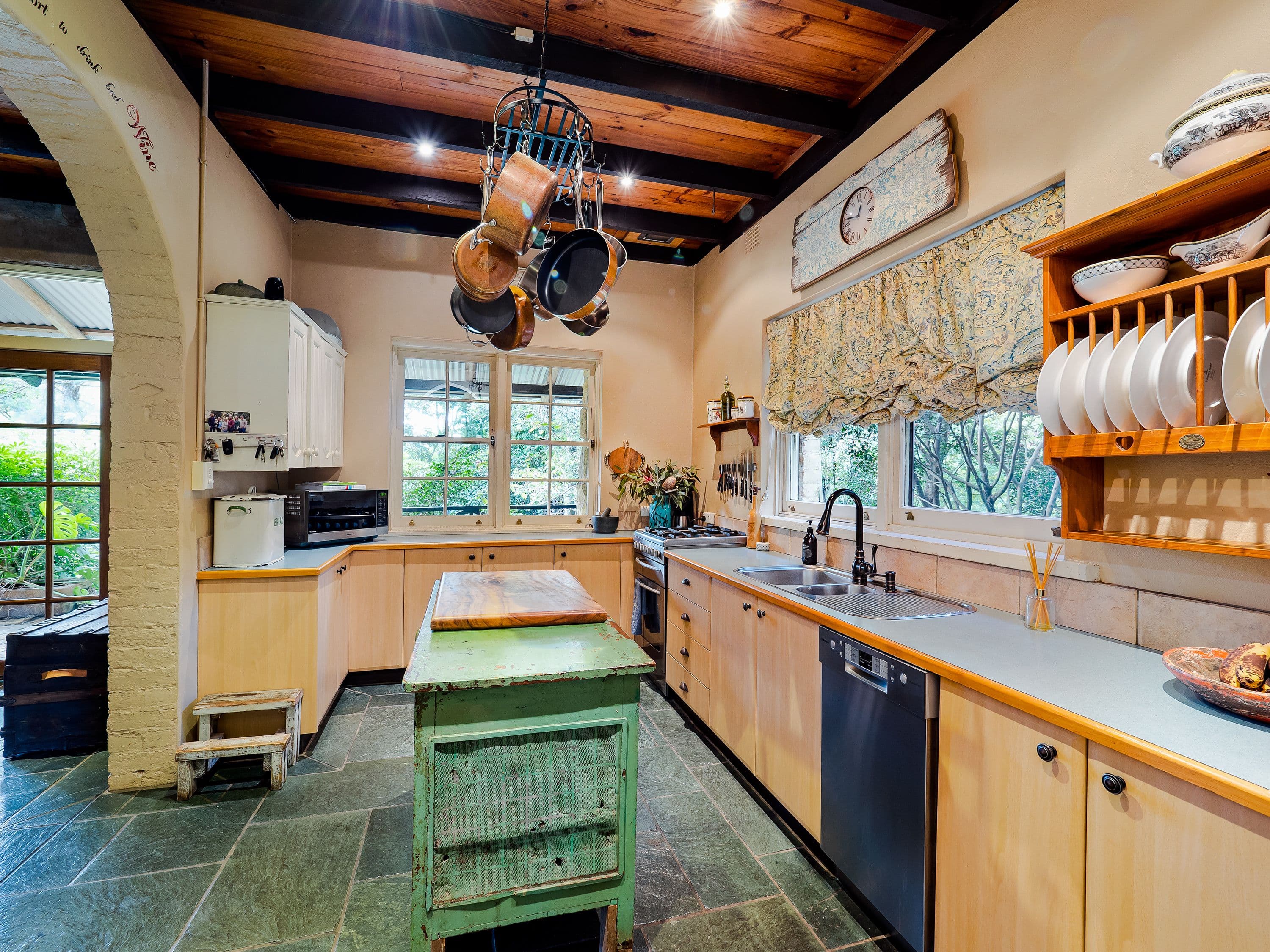 16 Florence Avenue, Kurrajong - Thumbnail 4