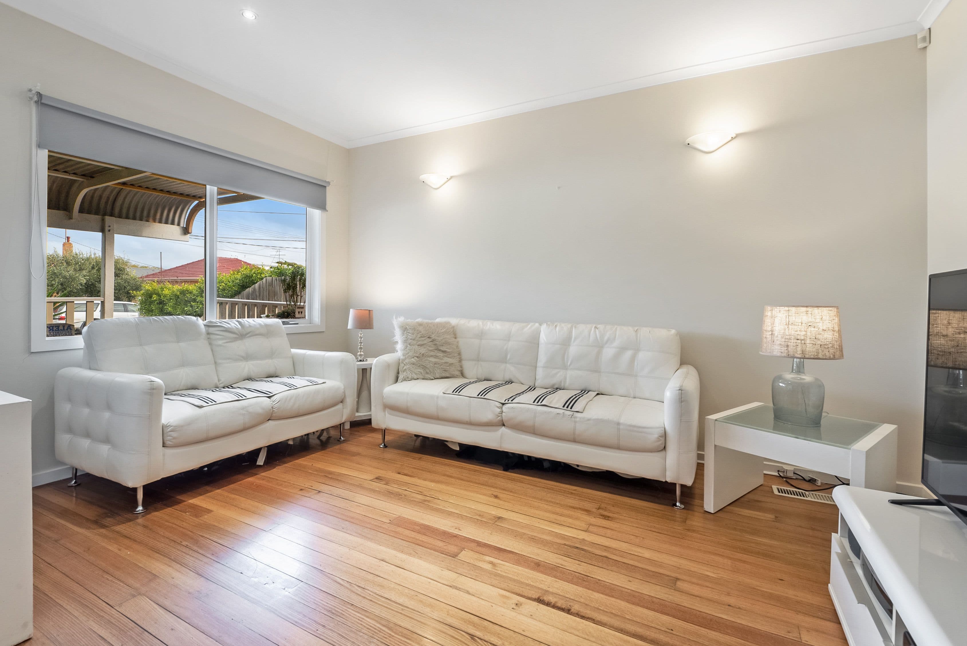 6 Arundel Avenue, Reservoir VIC 3073, Reservoir - Thumbnail 4