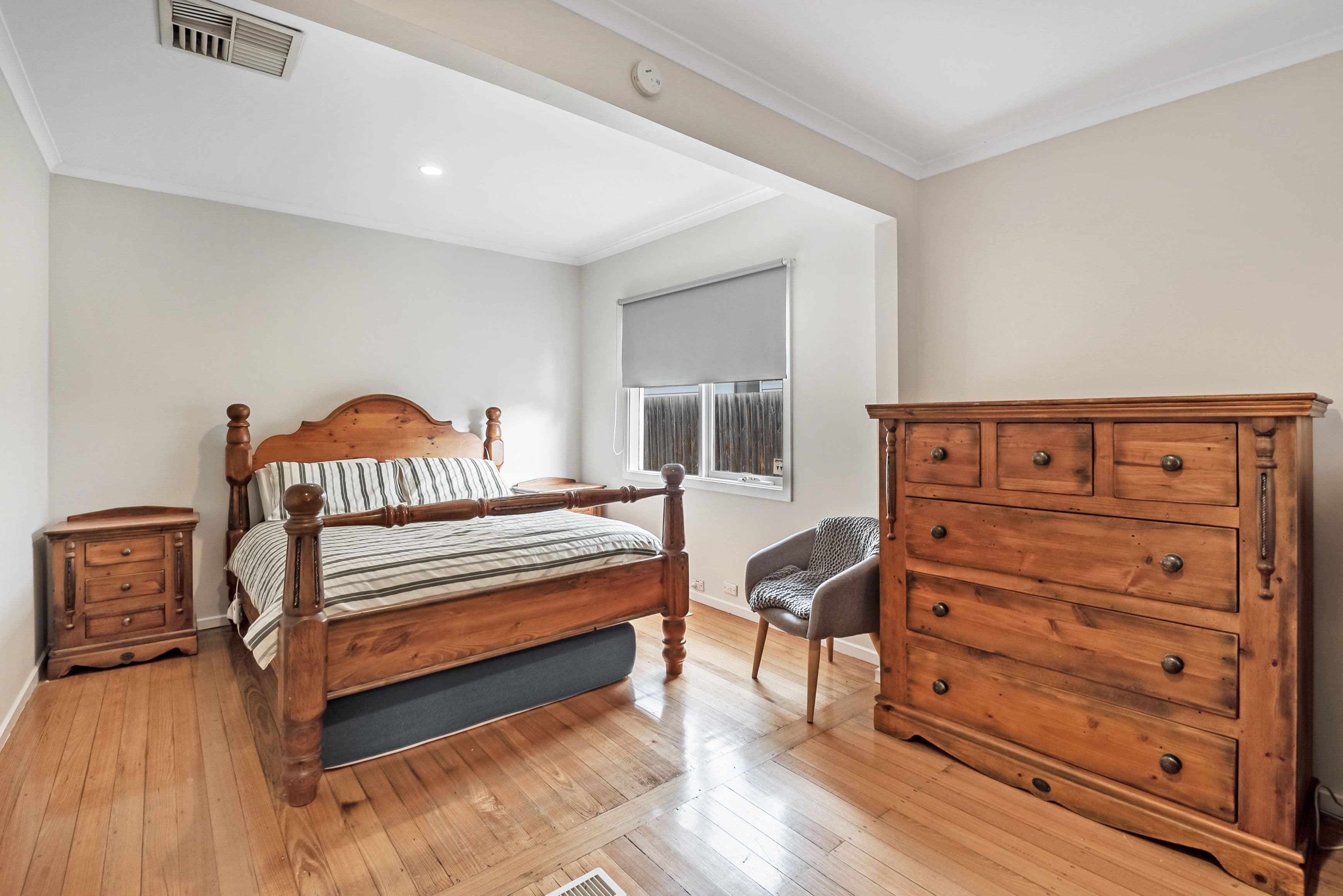 6 Arundel Avenue, Reservoir VIC 3073, Reservoir - Thumbnail 7