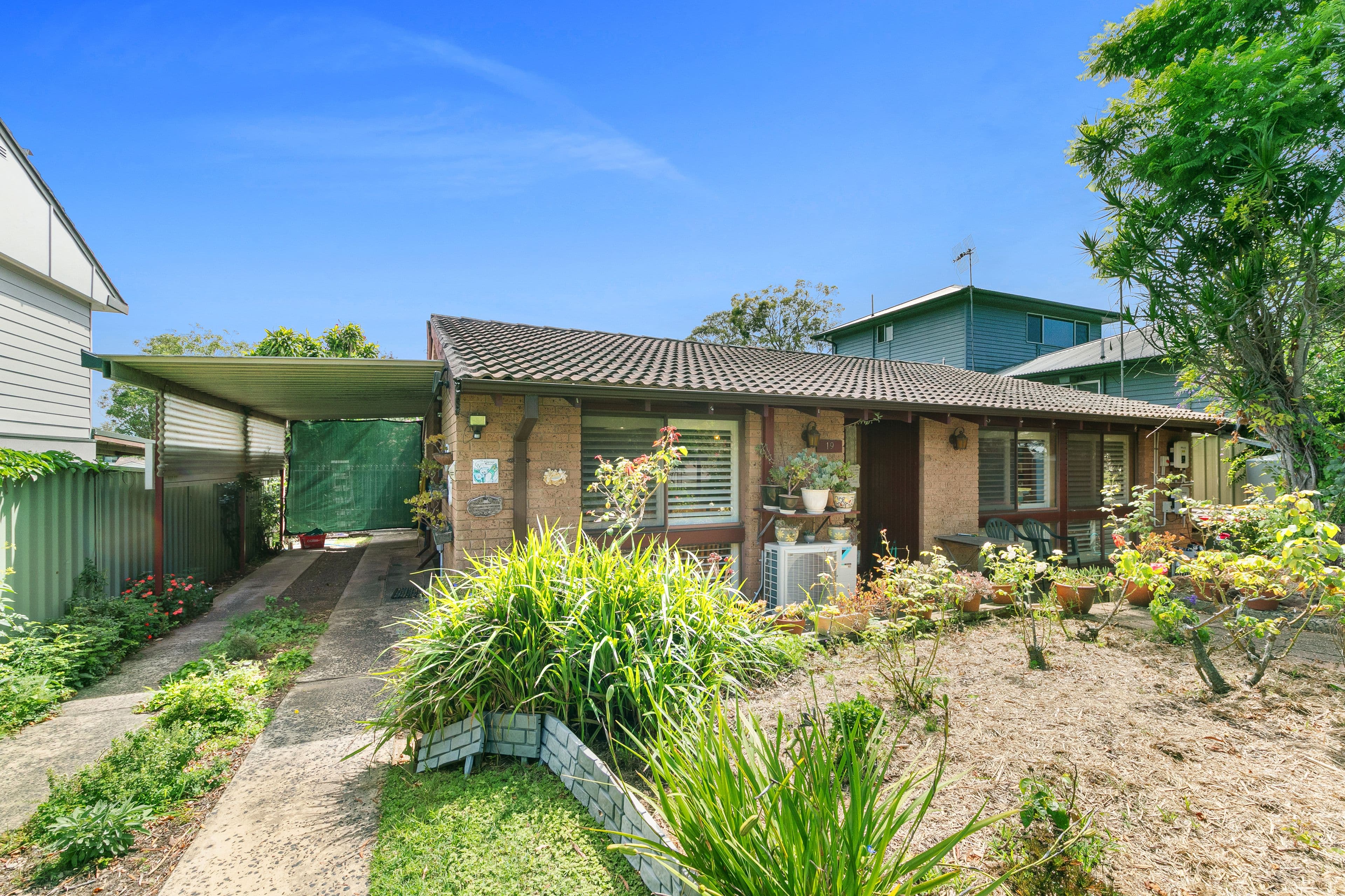 19 Avonlea Avenue, Gorokan NSW 2263, Gorokan - Image 1