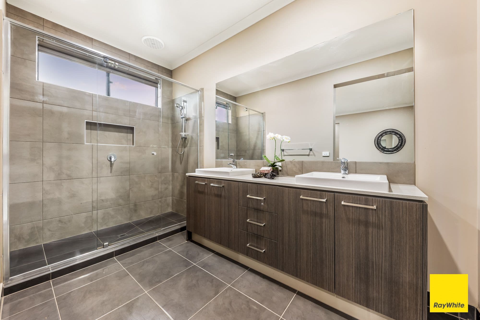 56 Queensbridge Avenue, Tarneit VIC 3029, Tarneit - Thumbnail 5