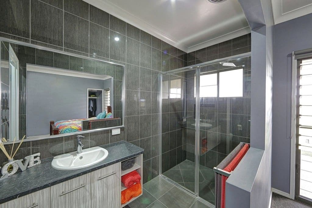 80 Kleins Road, Ashfield QLD 4670, Ashfield - Thumbnail 8