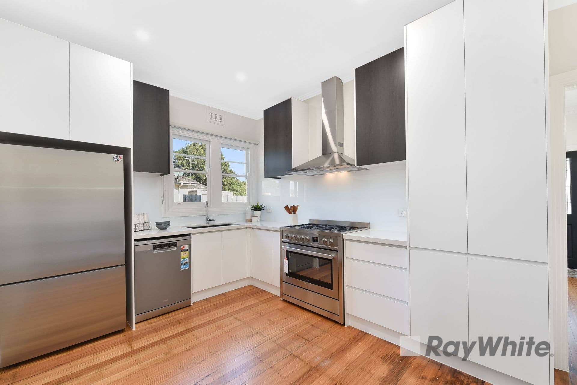 9A Belfort Street, Dandenong VIC 3175, Dandenong - Thumbnail 6